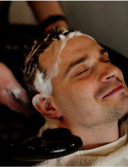 Картинка Шампунь для чоловіків проти лупи Barbers